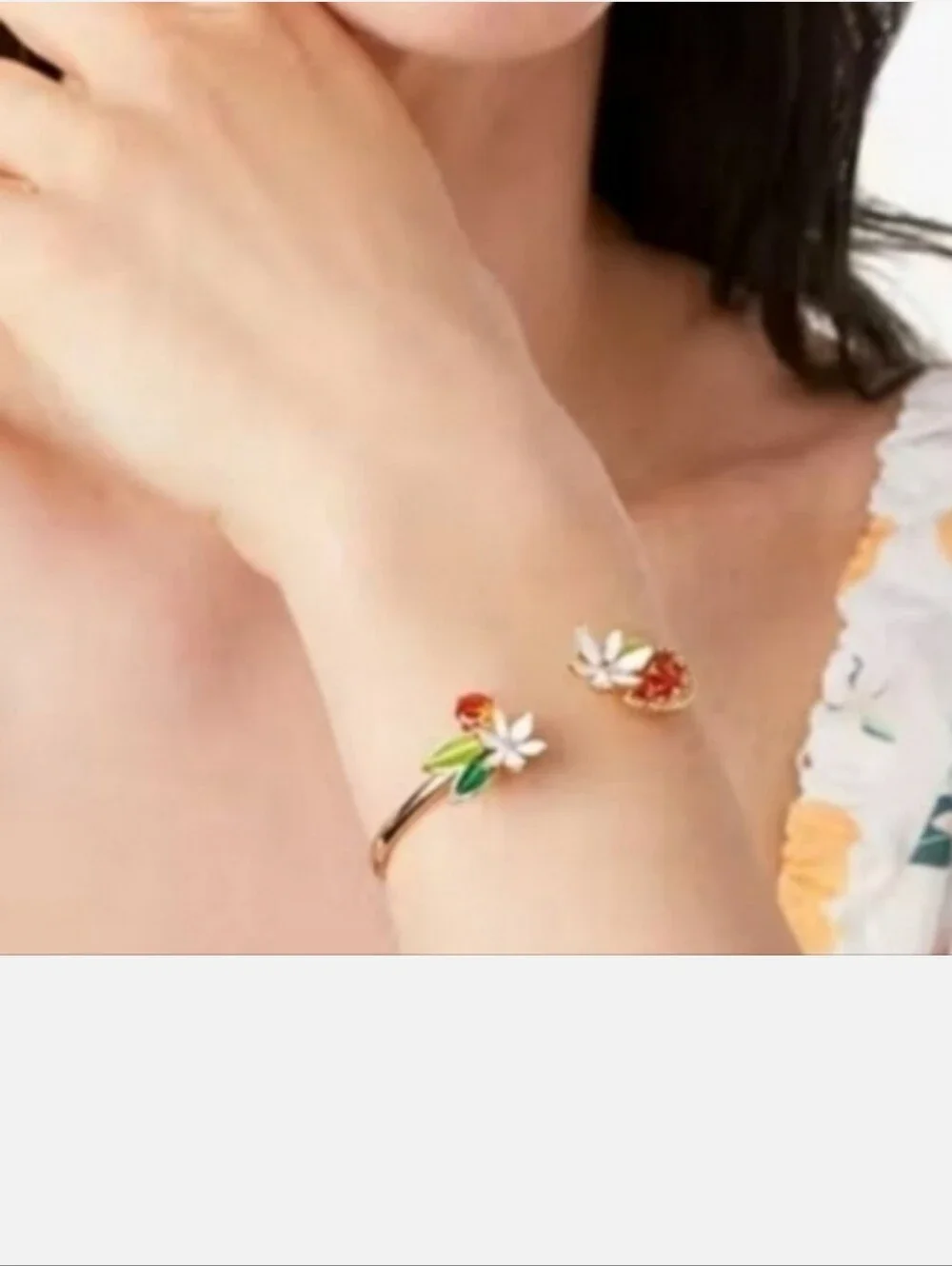 Kate Spade Surprise Sweet Citrus Hinge Cuff bracelet. Elegant floral bracelet f - Picture 2 of 8